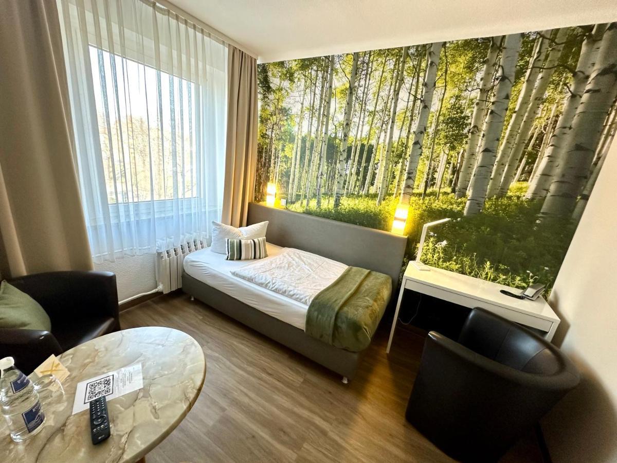 Hotel "Central" Inh Carolin Krause Bitterfeld-Wolfen Buitenkant foto